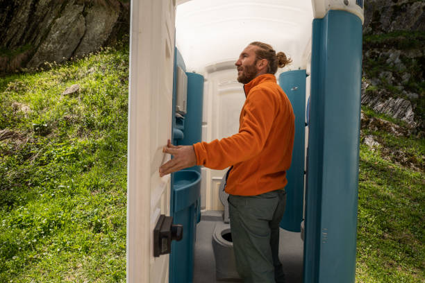 Portable bathroom rental in Honaunau Napoopoo, HI